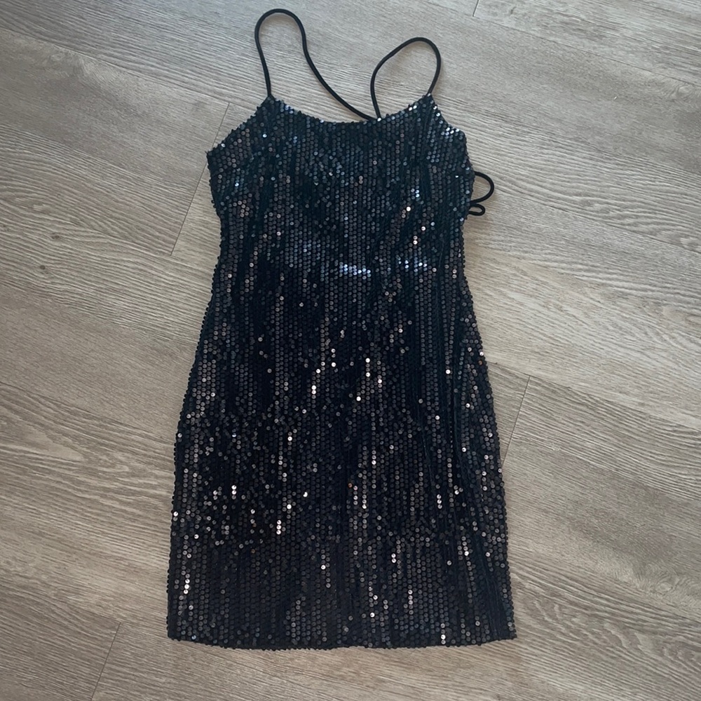 Black sparkly short formal dress